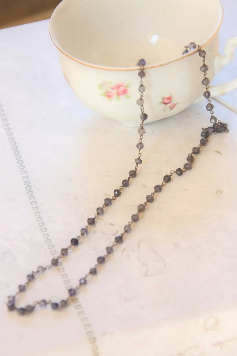 ioliet_ketting_2.webp Amberhoeve Ioliet ketting> Zilver | Kettingen