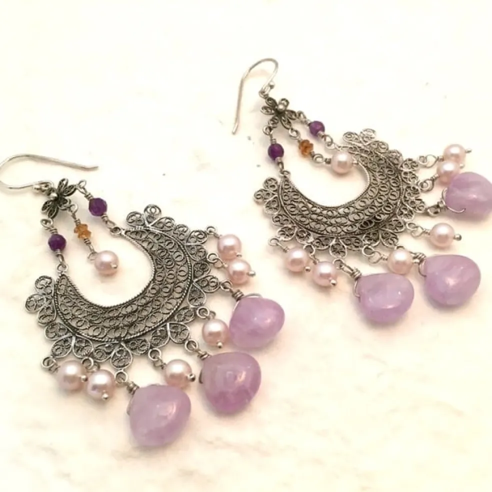 Amberhoeve Zilveren oorbellen van Yvone Christa met parels en halfedelstenen> Zilver | Parels